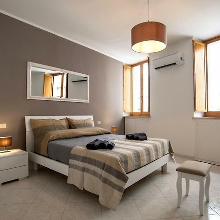 La Casa Nel Corso Lägenhet Cagliari Exteriör bild