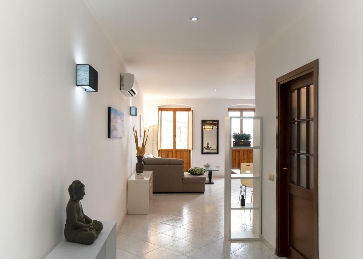 La Casa Nel Corso Lägenhet Cagliari Exteriör bild